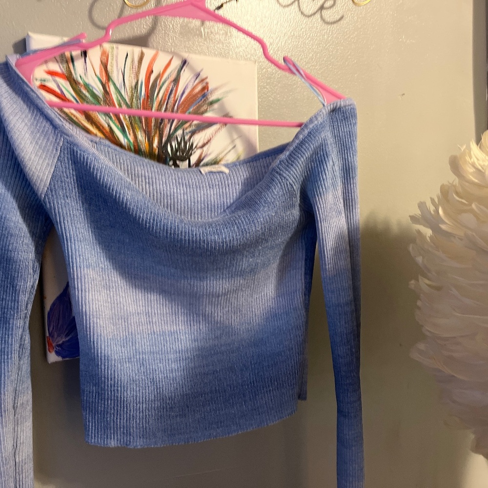 Medium Cotton:on off shoulder long sleeve top blue
